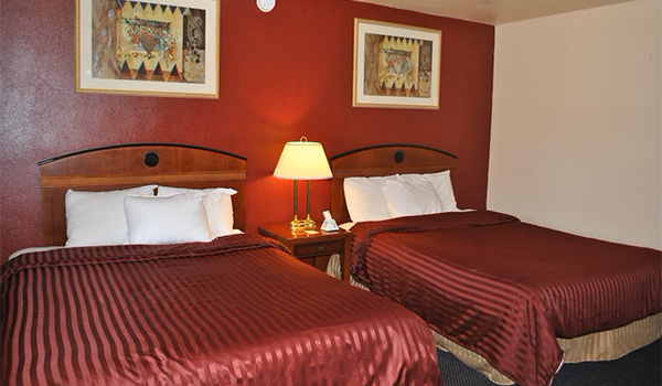  Family-friendly Guestrooms At Budget Inn